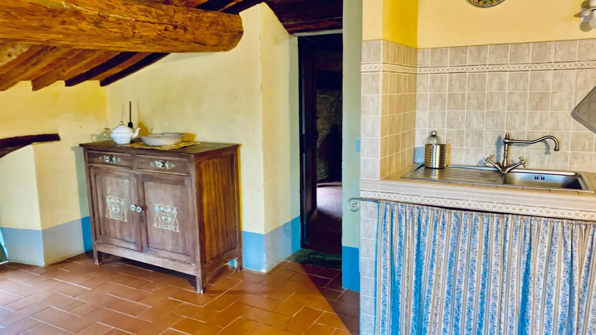 Locanda Di Santantimo Bed & Breakfast Chiassa Superiore Italy